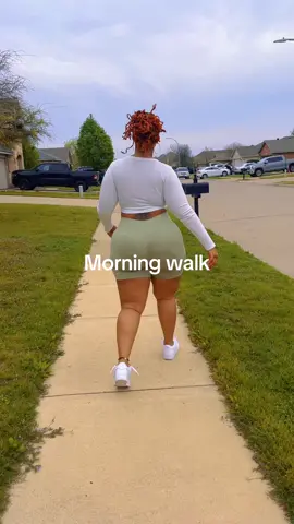 Want to go for a walk with me ? #tiktokshop #viral #fypシ #content #contentcreator #foryou #fakebodyy⚠️ #foryoupage #foryourpage #tiktok #fyp 