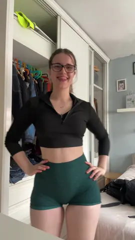 Después de una clase de pilates, estoy reventada jaja #parati #fyp #foryou 