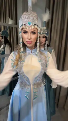 🥳🫶#спраздником #наурыз #наурызкуттыболсын #сновымгодом #примерка #национальнаяодежда #люблютебямойказахстан  #показ #красота #грация #казахстан #казахстан🇰🇿 #отношения  #леди #наряды