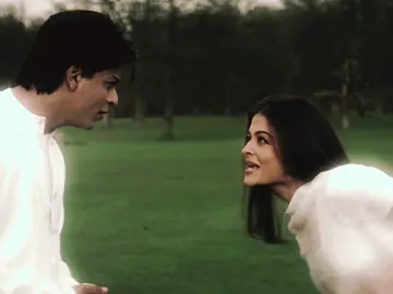 HAPPY HOLI #shahrukhkhan #srkedit #foryou #srk #srkajolflms_ #shahflms_ #foryoupage 