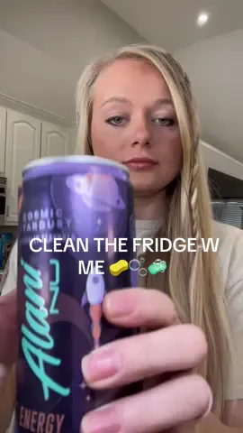 Sunday Fridge Clean Out 🫧🧽 #fyp #sunday 