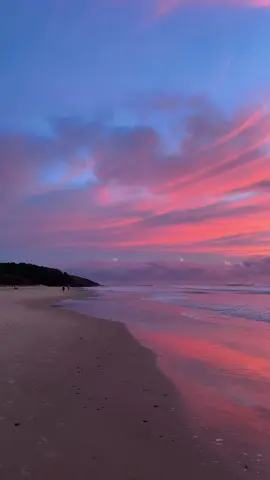 🌅😍 #sunrise #fyp #beach #ocean #morning #views #beatiful 