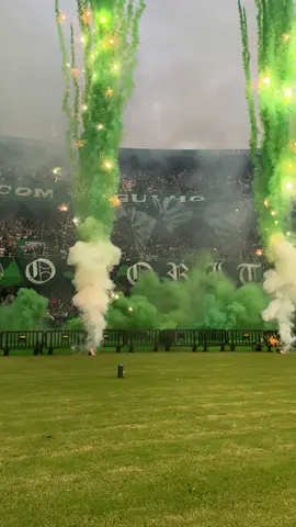 LÊ LÊLÊO LÊLÊÔ LÊLÊÔ LÊLÊÔ, COXA! 🇳🇬 GREEN HELL ÚNICO NO COUTO!  🎥 JP Pacheco | Coritiba