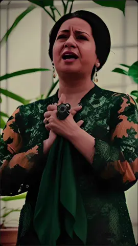 #كوكب_الشرق_ام_كلثوم #الزمن_الجميل #طربيات_الزمن_الجميل #قديم #اكسبلورexplore #foryoupage #foryou #viral  افتكرلي لحظه حلوه كلموني تاني عنك فكروني ام كلثوم فكروني كوكب الشرق