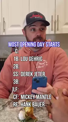 He was STRUGGLING to name the catcher 😂 #yankees #MLB #baseball #trivia #derekjeter #newyorkyankees #newyork