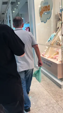 Repost pq baniram o audio #enricootario 