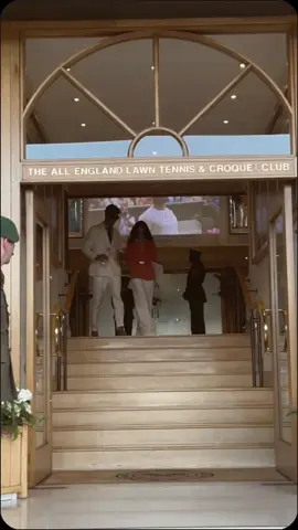 old money vibes..udah cocok banget ini mah😌🤌💰 #georgerussell #carmenmundt #mercedes #F1 #couplegoals #oldmoney #fyp #fypシ 