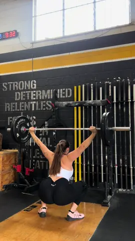 Pause overhead squats 😍 #fyp #foryoupage #olylifting 