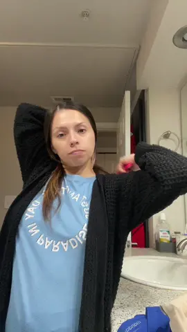 but I really wanna cut my hair 🥲🙃