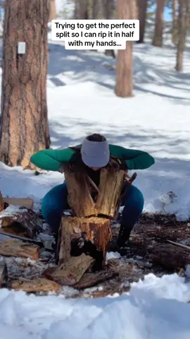 Wait for it… #woodchopping #snow #axe #woodsplitting #splittingwood #axegirl #logsplitter #aspen #fyp #challenge #cold #forest #Outdoors #OOTD 