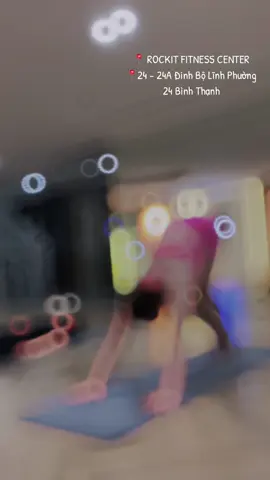 Kèm bạn thật kỹ từng động tác khi mới bắt đầu học yoga 🫰🏻 #rockit #gym #yoga #julia #fypシ 