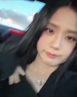 apalah jisoo cantik banget 😭 #jisoo #jichu 