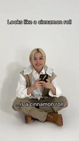 🍩 or 🙀❔ #StrayKids #스트레이키즈 #StrayKids6thAnniversary #YouMakeStrayKidsStay 