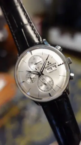 Mạnh mẽ như 1 chú cọp Reff Ti gơ. size 42mm, hoàn thiện cực cao, sapia, automatic, Đủ hộp tình trạng hoàn hảo. 3,x to. Anh em cho em xin ý kiến ạ. #dongho2hand #dongho #donghogiare #donghothuysy #dongholuot #donghochinhhang #donghosecondhand #dongholoco #donghoco #donghonam #watch #2handwatch #donghocokhi  #donghocuhn #xuhuong 