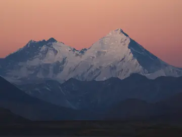 Flying over mount Everest #mountain #nature #explore #longervideos 