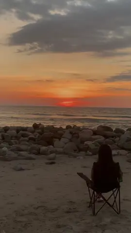 I find my alone time so beautiful. Simply going out to the beach and watch the sunset alone gives me so much peace than i ever expected. At this point, it’s not a want anymore but a need. Sometimes, all I need is some time alone >> #fypシ #elyu 
