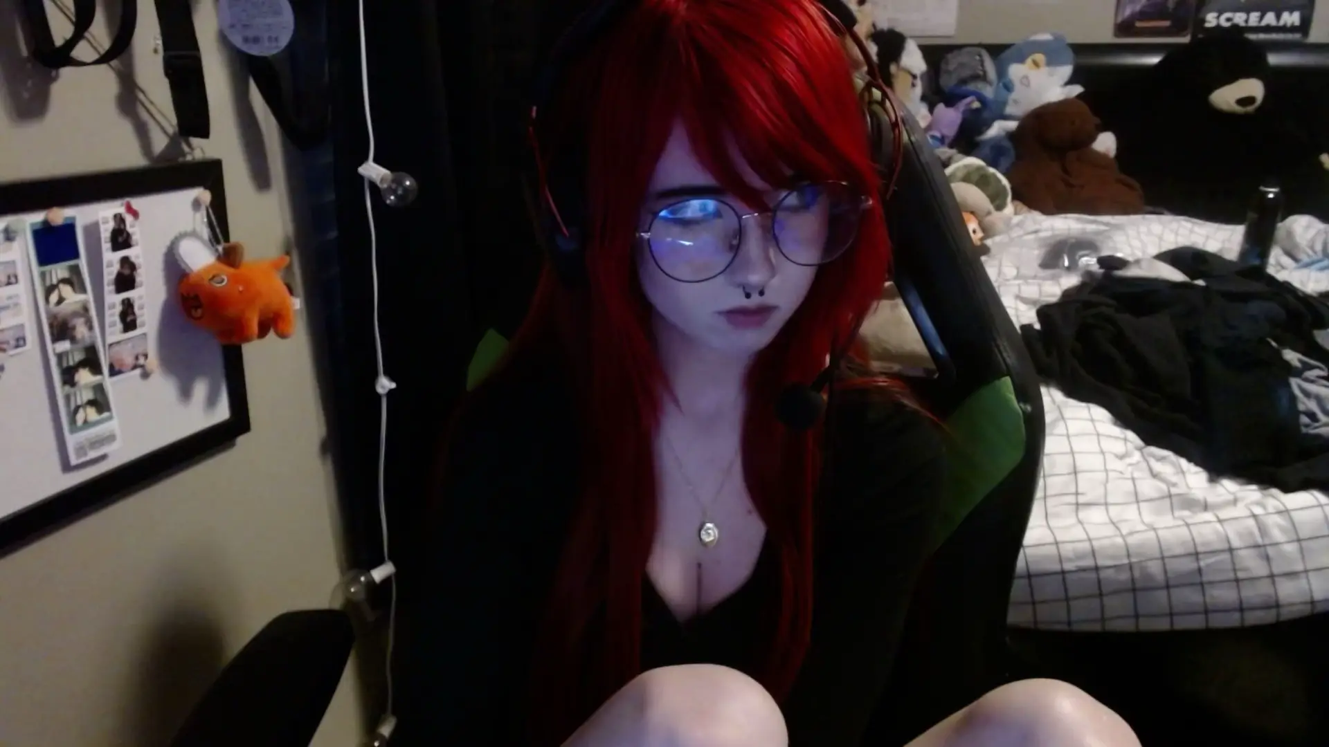 Webcam photos ;3