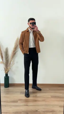 Outfits of the week 😎 Which one is your favourite? #mensfashion #menswear #mensstyle #moda #modamaschile #springoutfit #omarspaneshi 