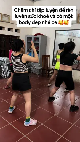 Đầu tuần năng lượng quá cả nhà ạ 🥰🔥🔥🔥#nhungdethuong #aerobic #đồtap #tiktok #xuhuong 