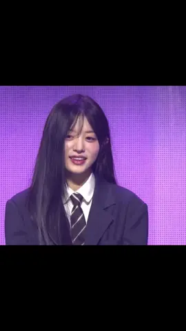 #MINJU introduction + speaking english ⋆𐙚₊˚⊹♡ #민주 #ILLIT #아일릿 #SUPER_REAL_ME 