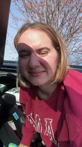 I still haven’t started packing and i’m planning to leave today🤪 @Elina Sae Howard 