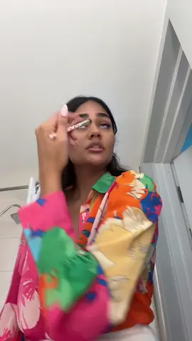 Chaotic GRWM😵‍💫 If you ever wanted to know what having sisters is like, this is it: 