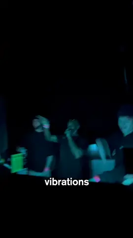 One of the first times playing out “Rizzo Percs” w/ SG @ministryofsound in London. Right out the oven👨🏻‍🍳👨🏻‍🍳