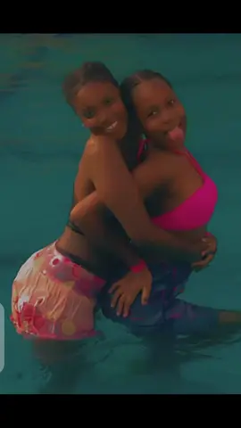 #10000000millionviews🇺🇸🇬🇧 