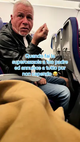 È talmente buono che non dice nulla 😂❤️ @Massimo Varamo #maaaèvalè #mamma #mammaefiglio #ridere #mammaepapà #moglieemarito #papá #coppia 