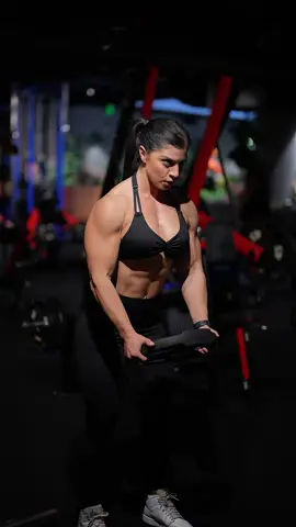 Why you should start your week of with :  MOVEMENT 💪🏼  1️⃣ You will get the energy kick you need 2️⃣ You will show yourself your health matters   3️⃣ You will set a tone of “I am in control”  4️⃣ You will sleep better which will make tomorrow a better day  …and these are just a few of the perks.  So tell me, have you worked out yet?! IF SO, what did you do?!  #motivation #discipline #Fitness #girlswholift #strong #mindset #FitTok #physique #gym #gymmotivation 