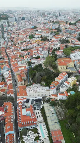 Lisbon from above #lisboa #lisbon #traveltiktok #aerial #dronevideo #europetravel #portugal🇵🇹 