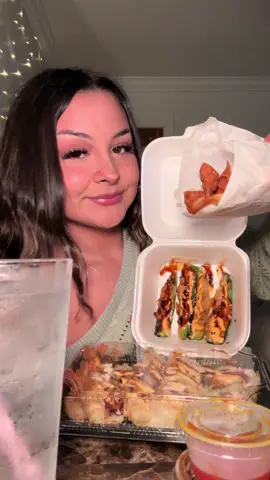 Fried Sushi Asmr Mukbang 🍱  #sushiroll #sushi #crabrangoon #jalepenopoppers #asmrsounds #mukbang #mukbangvideo #mukbangeatingshow #eating #eatingshow #food #foodtiktok #foodasmr #eatwithme #crunch #satisfying #fyp #fypシ #foryou #eatingsounds #bigbites #Foodie 