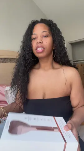 im trying to add beauty to my fashion content as well. so I have been all on the tiktok shop looking for things when I got sent this ice roller from them. lets see how it goes. #fyp #foryou #foryoupagе #foryoupageofficiall #skin #skincareroutine #skincaretips #fashion #beauty #fashioninspo #styletips #insposkincare 