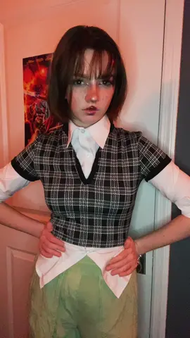 Its giving DAAAARLING GUESS WHO JUST ESCAPED FROM THE PHYSCCCC WARDDDD #courtneytotaldrama #courtneycosplay #totaldrama #totaldramacosplay 