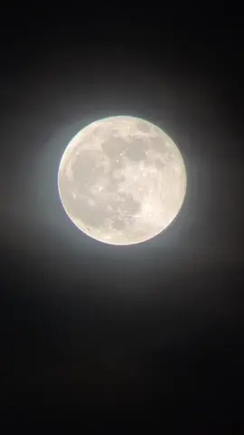 The full Worm Moon of March 2024 🪱🌕 This is the third full Moon of the year, and the first of spring, which is coupled with a lunar eclipse, an event that happens when the Earth is positioned in front of the Sun, which illuminates the Moon. 🤍 #lunareclipse #fullmoon #fullmooninlibra #moon #moonlight #night #nightphotography #nature #luna #sky #stars #crescent #waxingcrescent #space #sun #nasa #moonphotography #nightsky #Astronomy #moonlovers #supermoon #astrophotography #moonphases #naturephotography #startrails #gibbous #moonchild #luna 