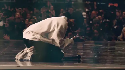 Agnus dei ( Cordero de Dios) toda la gloria es 🙌 para Dios... amen... #agnusdei #passion #kristianstanfill #fyp #hagamosviralajesus #longervideos #videocristiano #worship #whorshipgod 