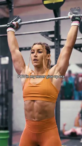 Never give up #pov #girlswholift #training 