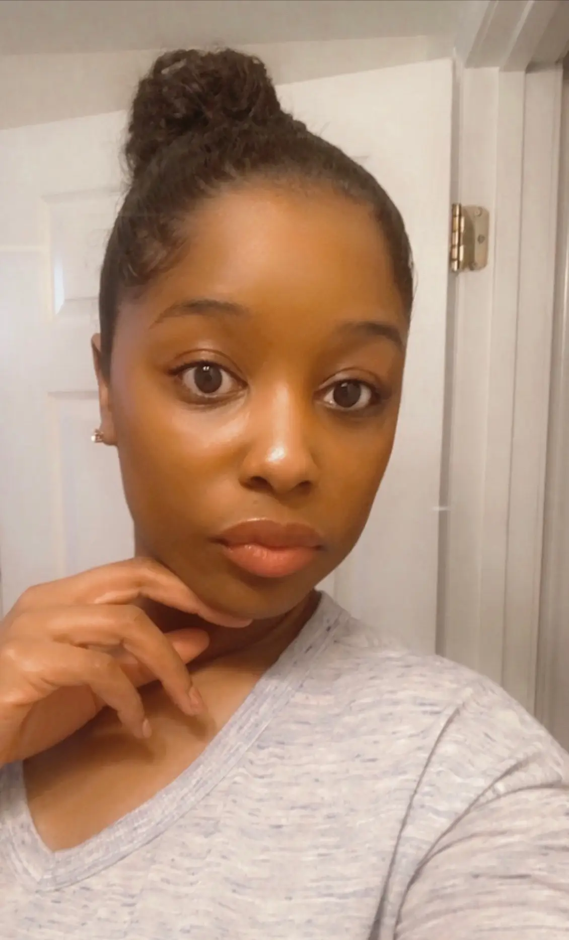 I dont wear lashes. Shoutout to Vaseline and my ancestors. #fyp #skincare #relatable #nomakeup #nomakeupchallenge 