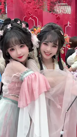 Sự yêu thích với chơi đùa của ta là không giới hạn#末末末言丶 #hanfu #hanfugirl #hanfustyle #beautiful #girls #beautifulmakeup #fyp #Yunsantai 