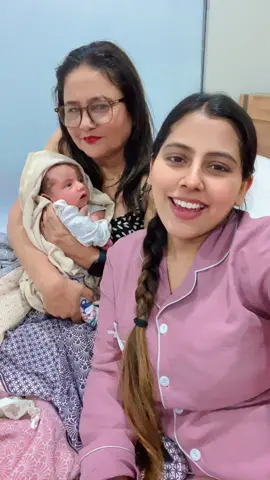 Ahile ko awasta yestai cha hami sasu buhari ko🤣🤣 @Minu Kharel #sutkerilife 