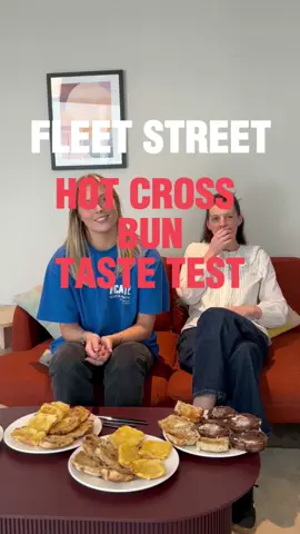 Our official hot cross bun review of 2024!!🌷🐥 *disclaimer* all personal opinions #easter #hotcrossbuns #tastetest #pr #officelife #fleetstreet 