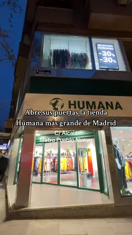 Aprovechad los descuentos de los primeros días 😉 #fypシ #humana #secondhand #vintage #ropa #descuentos 