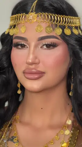 Makeup by me🫶🏻 #مكياج #مكياج_عيون #مكياج_عيون #هودابيوتي #sephora #dougls #لبنان #trend #fyp #foruyou #makeup #makeuptutorial #hudabeauty #فوريو_العرب #viral #explore #explore #toofaced #ميكاب_ارتست_التيكتوك 