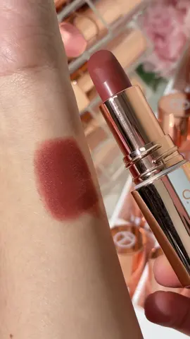 The shade that every girlie's loving — M13 Sunset! 😍💄💋☀️ #OTWOO #OTWOOPH #BeautyTok #otwoolipstick #summerlipstick 