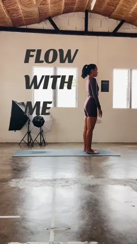 Holy Week is here and I hope we all get to create spaces for mindful movement and deepest breaths #WomenOfTikTok #WomenInSports #LearnItOnTikTok #yogatok #woman #Lifestyle #yoga #vinyasa #flow #mobility 