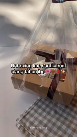 Brownies spesial buat ulang tahun ibu 🎀🤎✨🍓🤩 #brownies #brownieshias #brownieshiasmagelang #kue #magelang #magelangkuliner #rekomendasi #ramadhankareem2024🕌📿✨ #JelajahRamadan #kueulangtahun #kueulangtahunmagelang #fyppppppppppppppppppppppp #fyp #fypdongg 