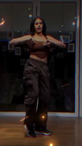 Tuch me don't touch me❤️‍🔥💃🏼 #nandubeauty_q_official🔥 #lovelydance #foryouguys #foryou #standwithkashmir 