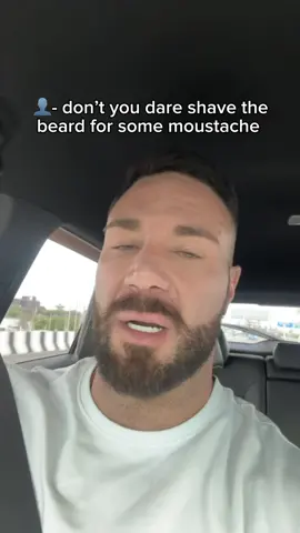 The moustache 😔 #noeldeyzel #gym #movember 