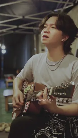 tag pasangan kalian, kalo adaaa #cover #sayanglahirbatin 