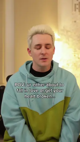 wrote this song with my friend @salem and its called “closer” :) #newmusic #popmusic #synthpop #vaultboy 